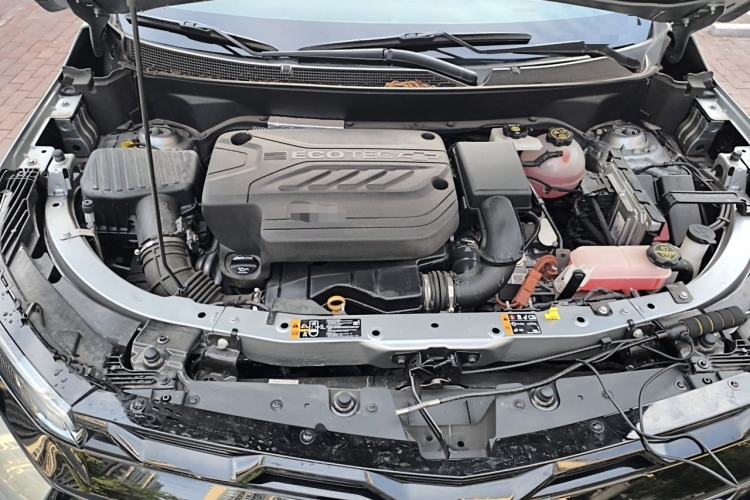 Used Chevrolet Equinox Plus 2024 102km RS Ultimate Edition Engine Bay