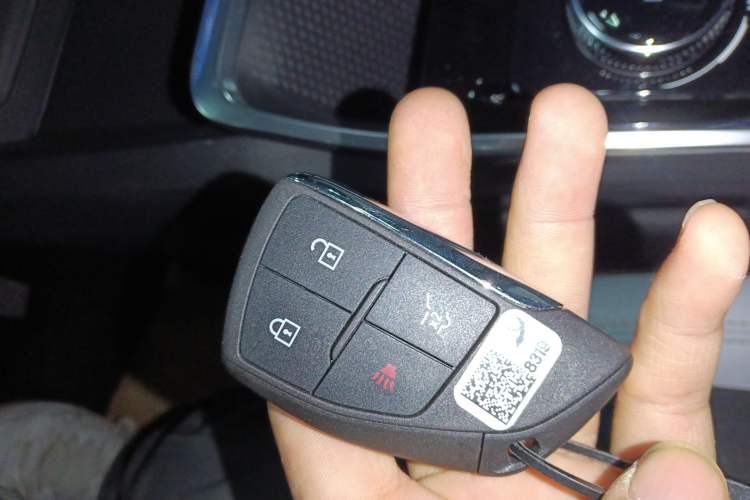 Used Chevrolet Equinox Plus 2024 155km ACTIV Ultimate Edition Interior 1