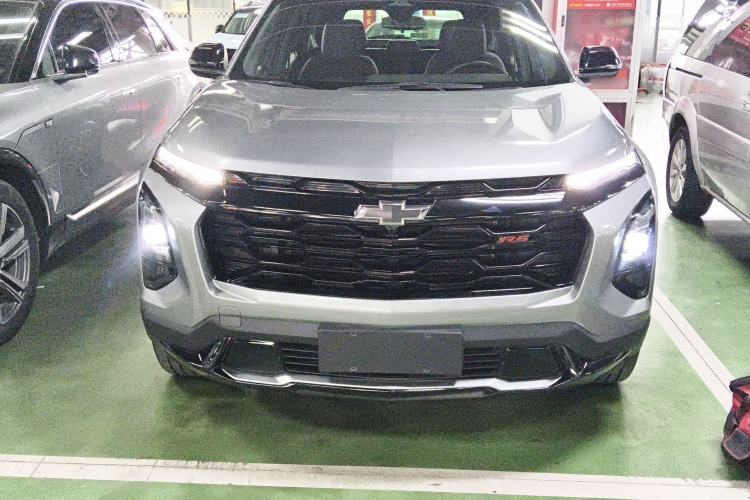 Used Chevrolet Equinox Plus 2024 102km RS Flagship Edition Front