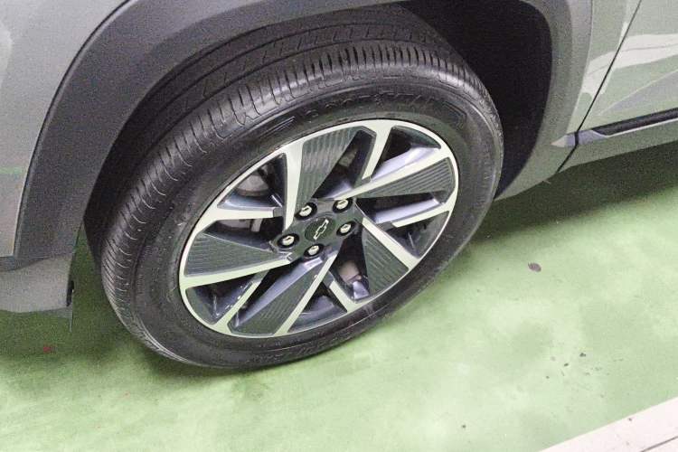 Used Chevrolet Equinox Plus 2024 102km RS Flagship Edition Left Front Wheel Hub