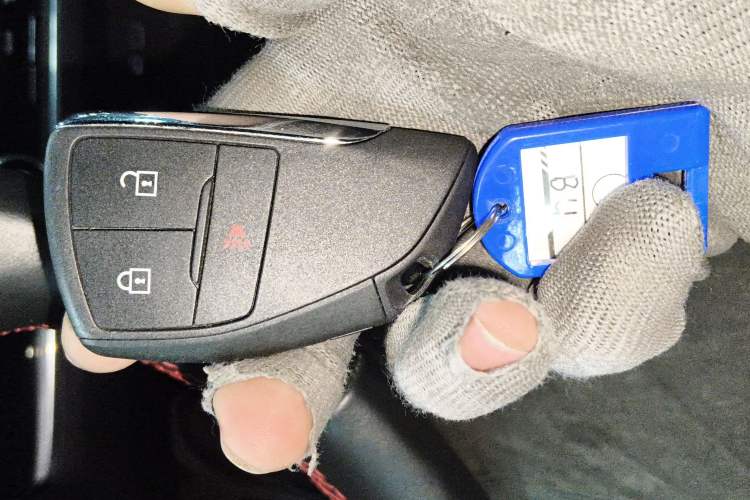 Used Chevrolet Equinox Plus 2024 102km RS Flagship Edition Vehicle Key