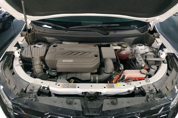 Used Chevrolet Equinox Plus 2024 102km RS Ultimate Edition Engine Bay