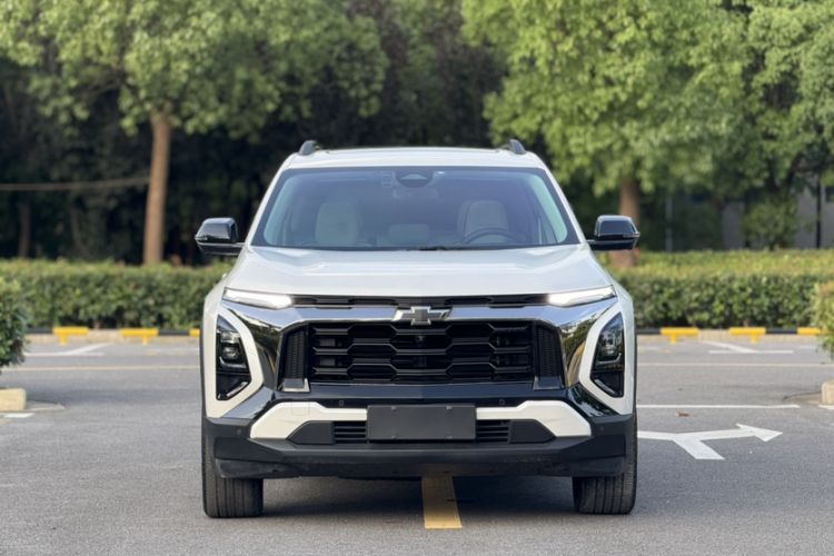 Used Chevrolet Equinox Plus 2024 102km RS Ultimate Edition Exterior 1