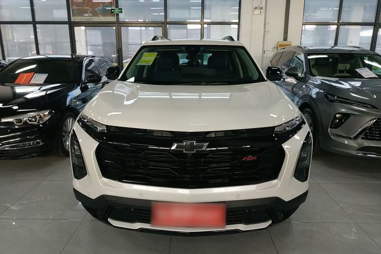 Used Chevrolet Equinox Plus 2024 102km RS Ultimate Edition Front