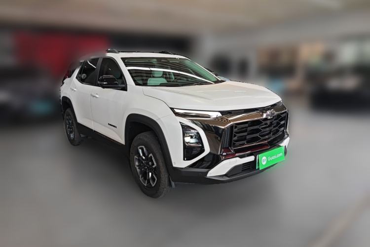 Used Chevrolet Equinox Plus 2024 155km ACTIV Ultimate Edition Front Right 45 Deg