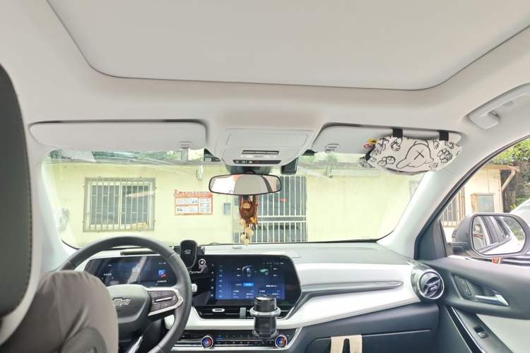 Used Chevrolet Equinox Plus 2024 102km RS Ultimate Edition Headliner
