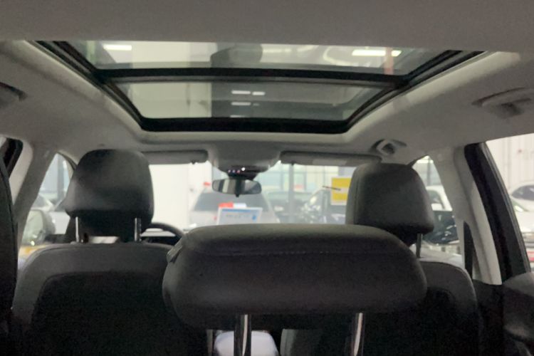 Used Chevrolet Equinox Plus 2024 102km RS Ultimate Edition Headliner