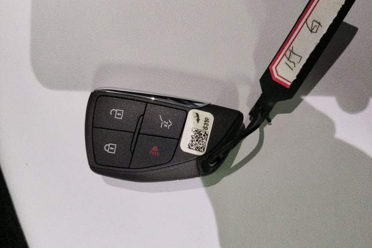 Used Chevrolet Equinox Plus 2024 155km ACTIV Ultimate Edition Interior 1