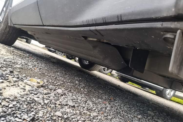 Used Chevrolet Equinox Plus 2024 102km RS Ultimate Edition Left Side Sill