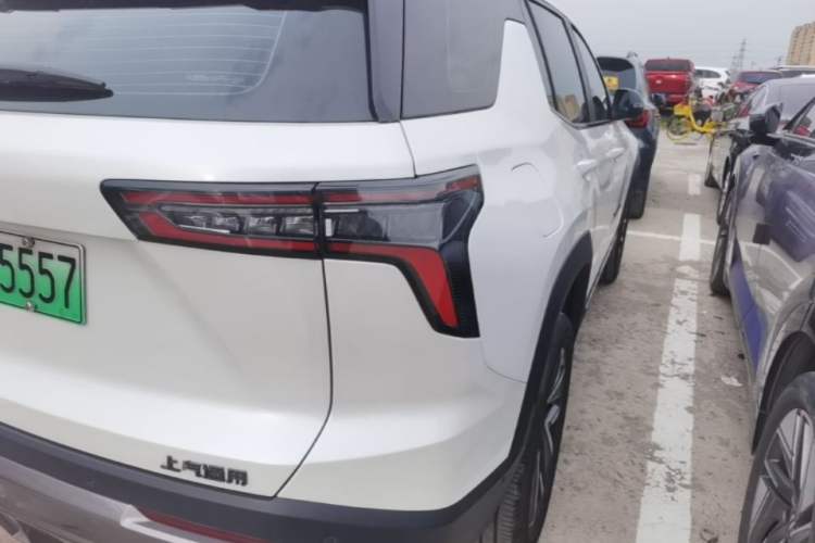 Used Chevrolet Equinox Plus 2024 155km ACTIV Ultimate Edition Right Rear Taillight