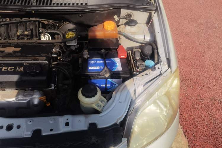 Used Chevrolet Lova 2007 1.4 SL MT Engine Bay Left
