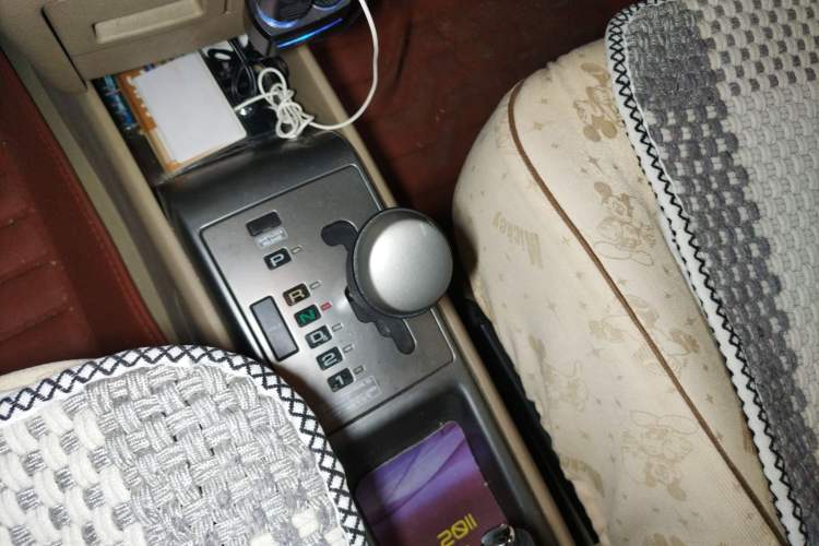 Used Chevrolet Lova 2007 1.4 SL AT Gear Lever