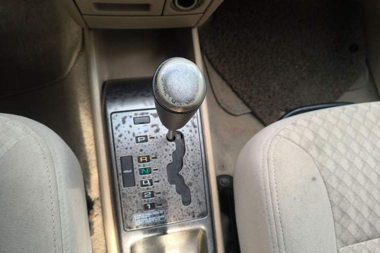 Used Chevrolet Lova 2007 1.4 SL AT Gear Lever