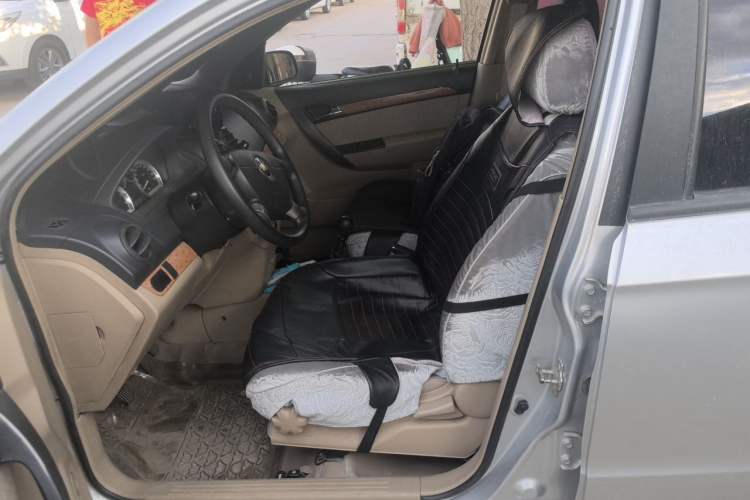 Used Chevrolet Lova 2007 1.4 SL MT Left Front Seat