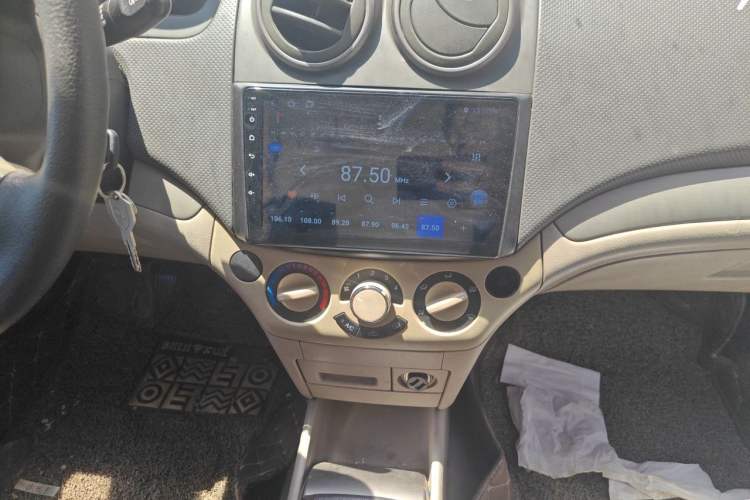 Used Chevrolet Lova 2009 1.4 SL MT Audio And AC Panel