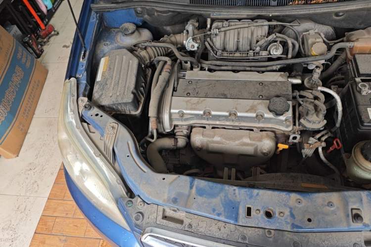 Used Chevrolet Lova 2009 1.6 SX AT Engine Bay Right
