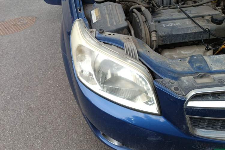 Used Chevrolet Lova 2009 1.4 SL MT Right Front Headlight