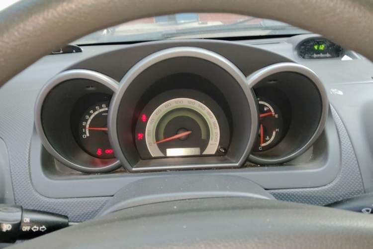 Used Chevrolet Lova 2009 1.4 SL MT Instrument Cluster