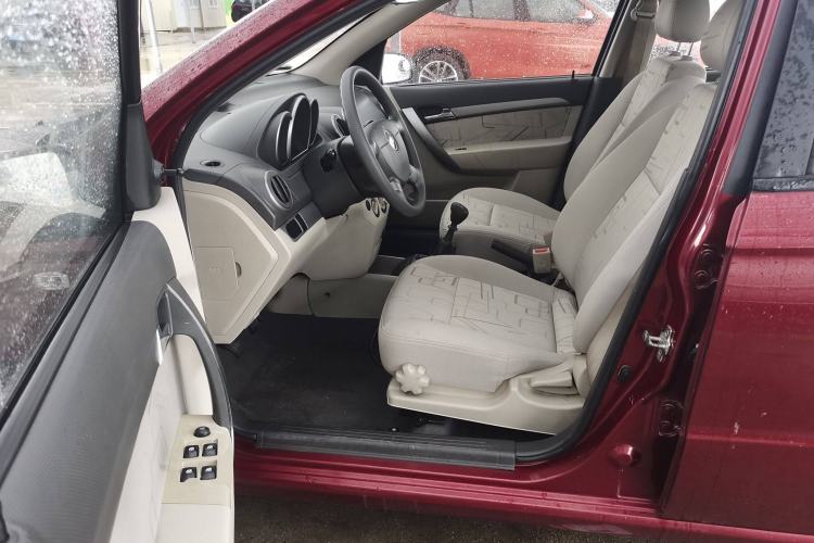 Used Chevrolet Lova 2009 1.4 SL MT Driver Seat