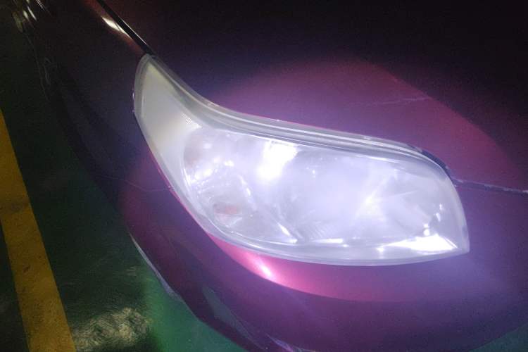 Used Chevrolet Lova 2009 1.4 SE MT Right Front Headlight