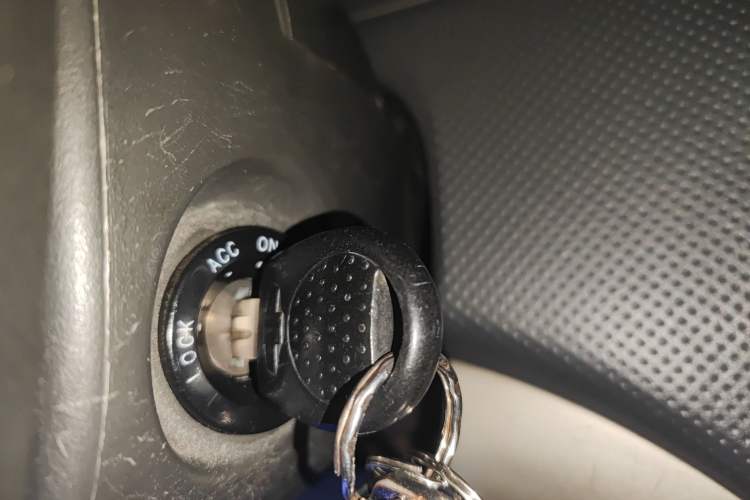 Used Chevrolet Lova 2009 1.4 SE MT Vehicle Key