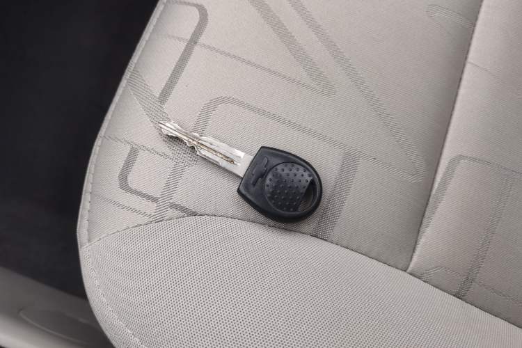 Used Chevrolet Lova 2009 1.4 SL MT Vehicle Key