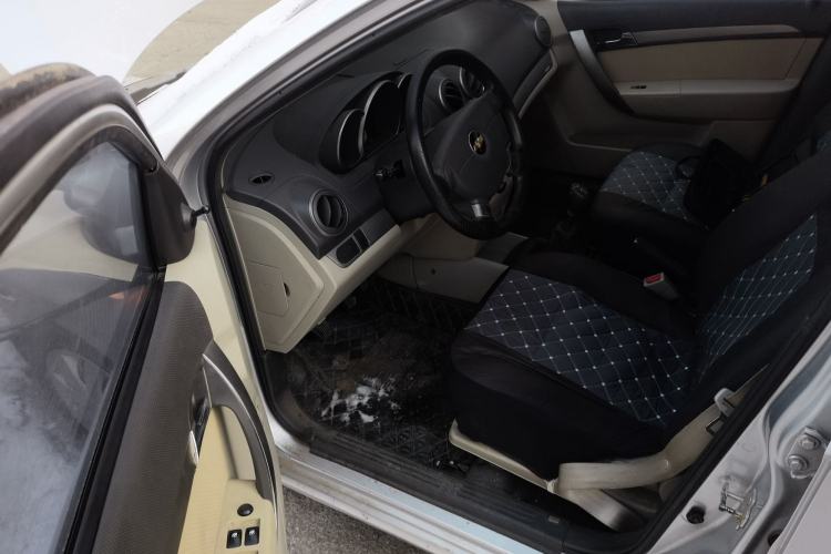 Used Chevrolet Lova 2009 1.4 SL MT Driver Seat