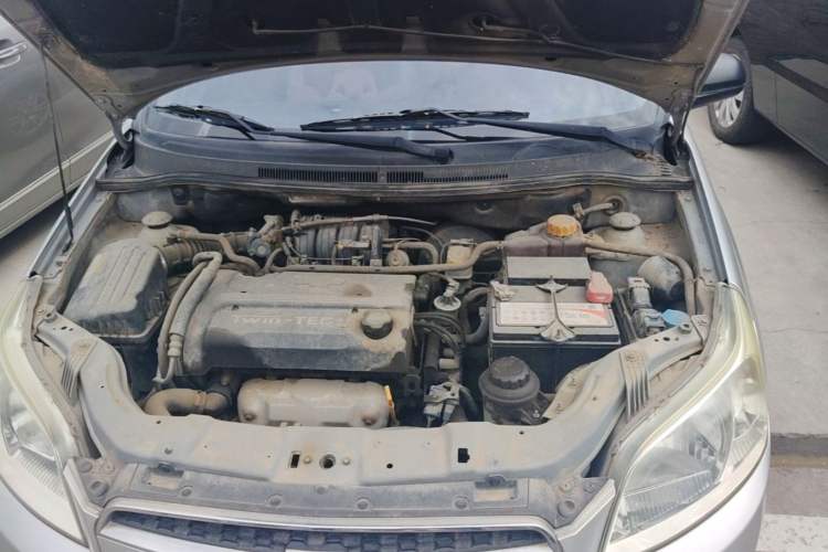Used Chevrolet Lova 2009 1.4 SL MT Engine Bay