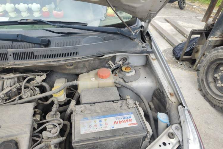 Used Chevrolet Lova 2009 1.6 SX AT Engine Bay Left