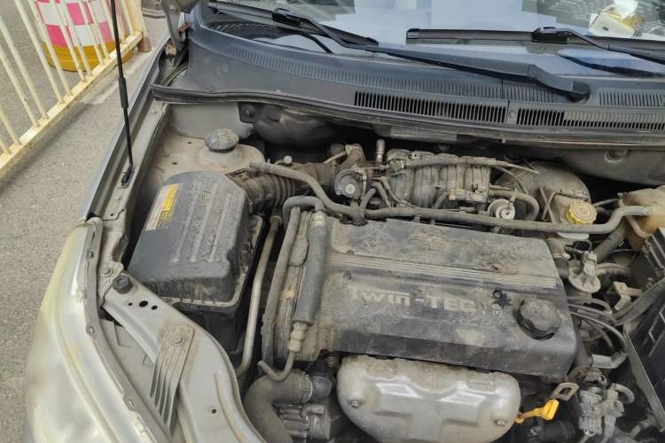 Used Chevrolet Lova 2009 1.4 SL MT Engine Bay Right