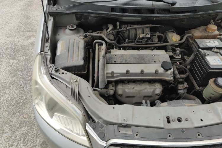 Used Chevrolet Lova 2009 1.4 SL MT Engine Bay Right