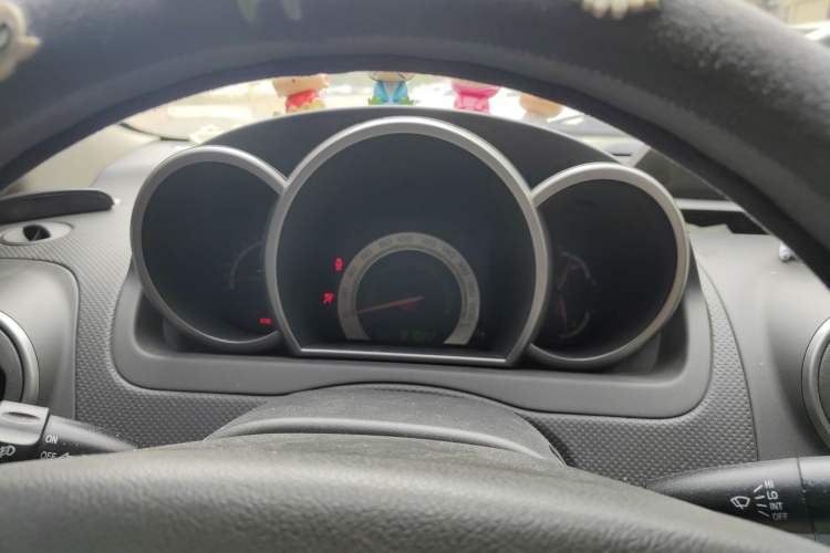 Used Chevrolet Lova 2009 1.4 SL MT Instrument Cluster