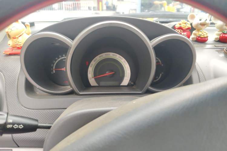 Used Chevrolet Lova 2009 1.6 SX AT Instrument Cluster