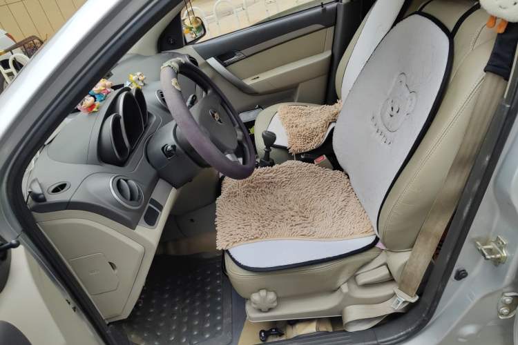 Used Chevrolet Lova 2009 1.4 SL MT Left Front Seat