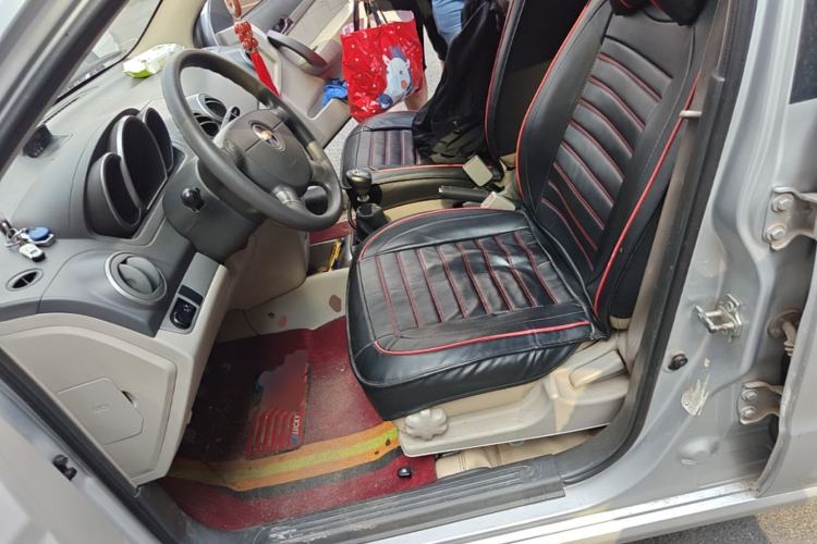 Used Chevrolet Lova 2009 1.4 SE MT Left Front Seat