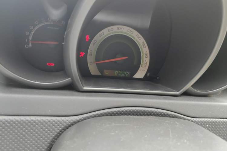 Used Chevrolet Lova 2009 1.4 SL MT Odometer Close Up