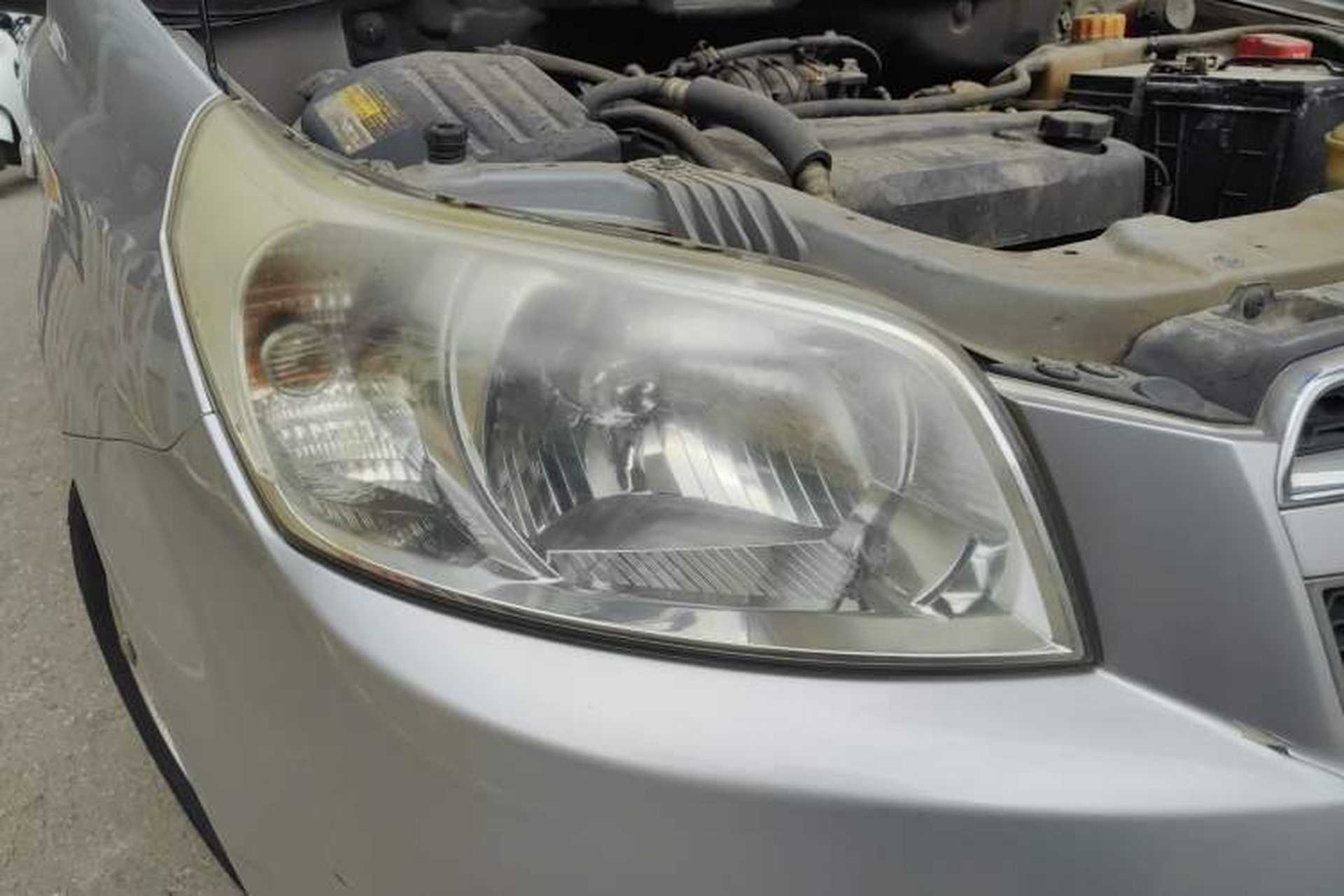 Used Chevrolet Lova 2009 1.4 SL MT Right Front Headlight