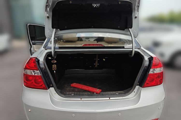 Used Chevrolet Lova 2009 1.4 SE MT Trunk