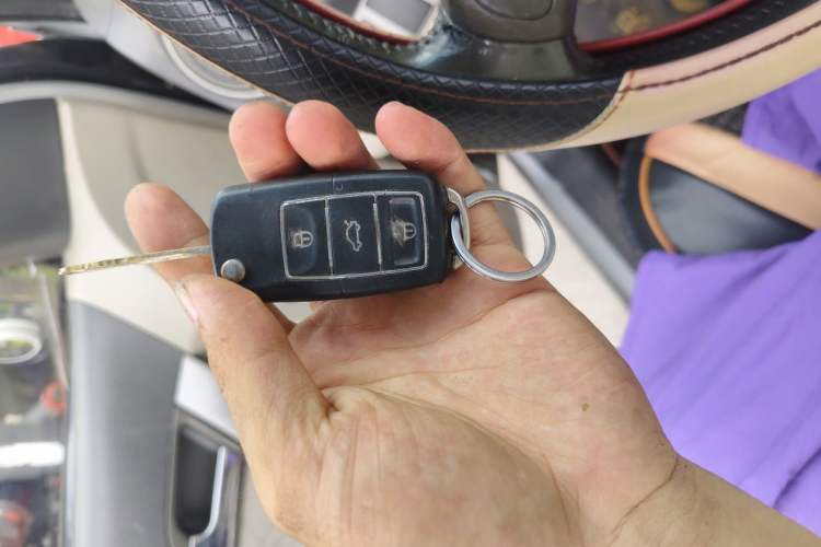 Used Chevrolet Lova 2009 1.6 SX AT Vehicle Key