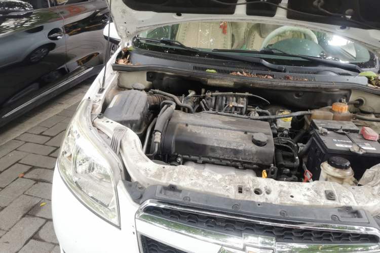 Used Chevrolet Lova 2009 1.4 SE AT Engine Bay Right