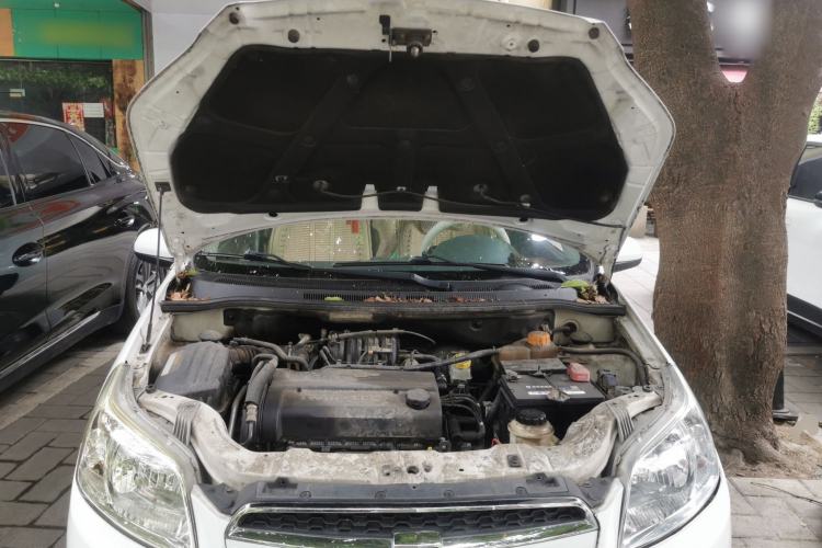 Used Chevrolet Lova 2009 1.4 SE AT Engine Bay