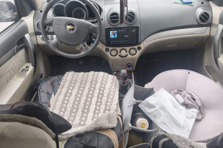 Used Chevrolet Lova 2010 1.4 MT Fengdu Version Center Console
