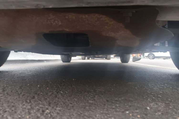 Used Chevrolet Lova 2010 1.4 MT Fengdu Version Chassis Front