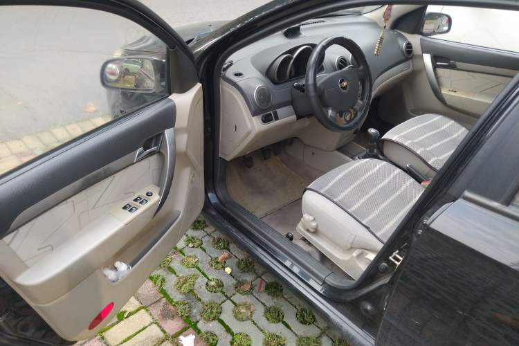 Used Chevrolet Lova 2010 1.4 MT Fengdu Version Driver Seat