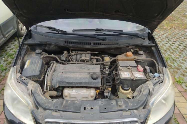 Used Chevrolet Lova 2010 1.4 MT Fengdu Version Engine Bay