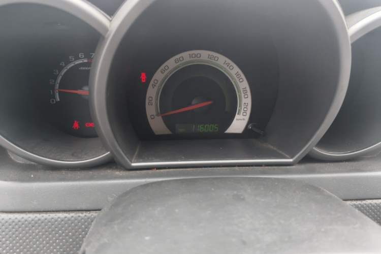 Used Chevrolet Lova 2010 1.4 MT Fengdu Version Odometer Close Up