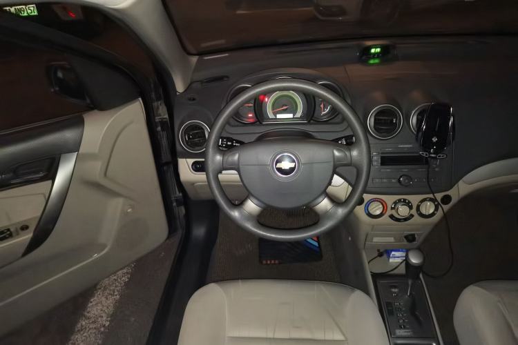 Used Chevrolet Lova 2010 1.4 AT Fashion Edition Steering Wheel