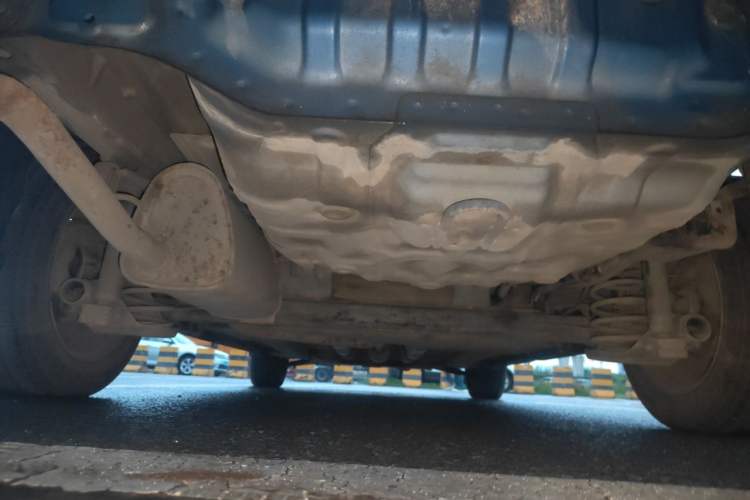 Used Chevrolet Lova 2010 1.4 MT Fengdu Version Chassis Rear