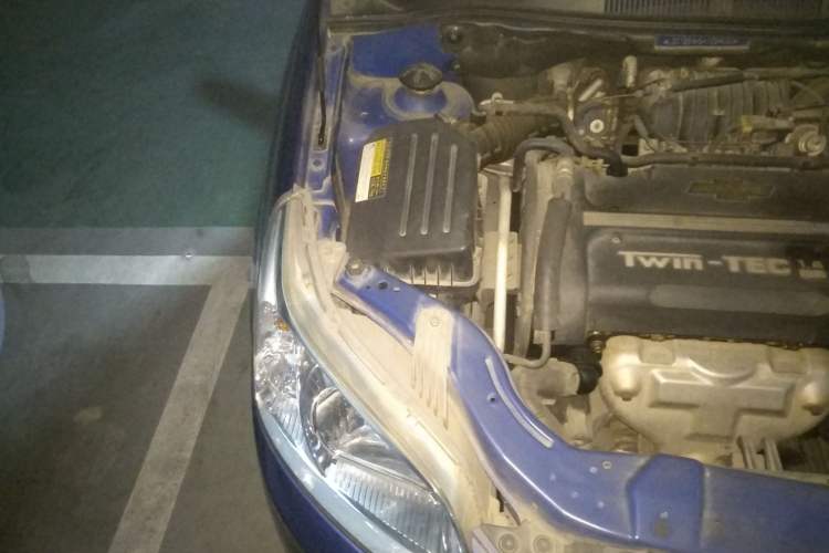 Used Chevrolet Lova 2010 1.4 MT Fengdu Version Engine Bay Right