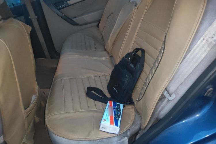 Used Chevrolet Lova 2010 1.4 MT Fengdu Version Left Rear Seat